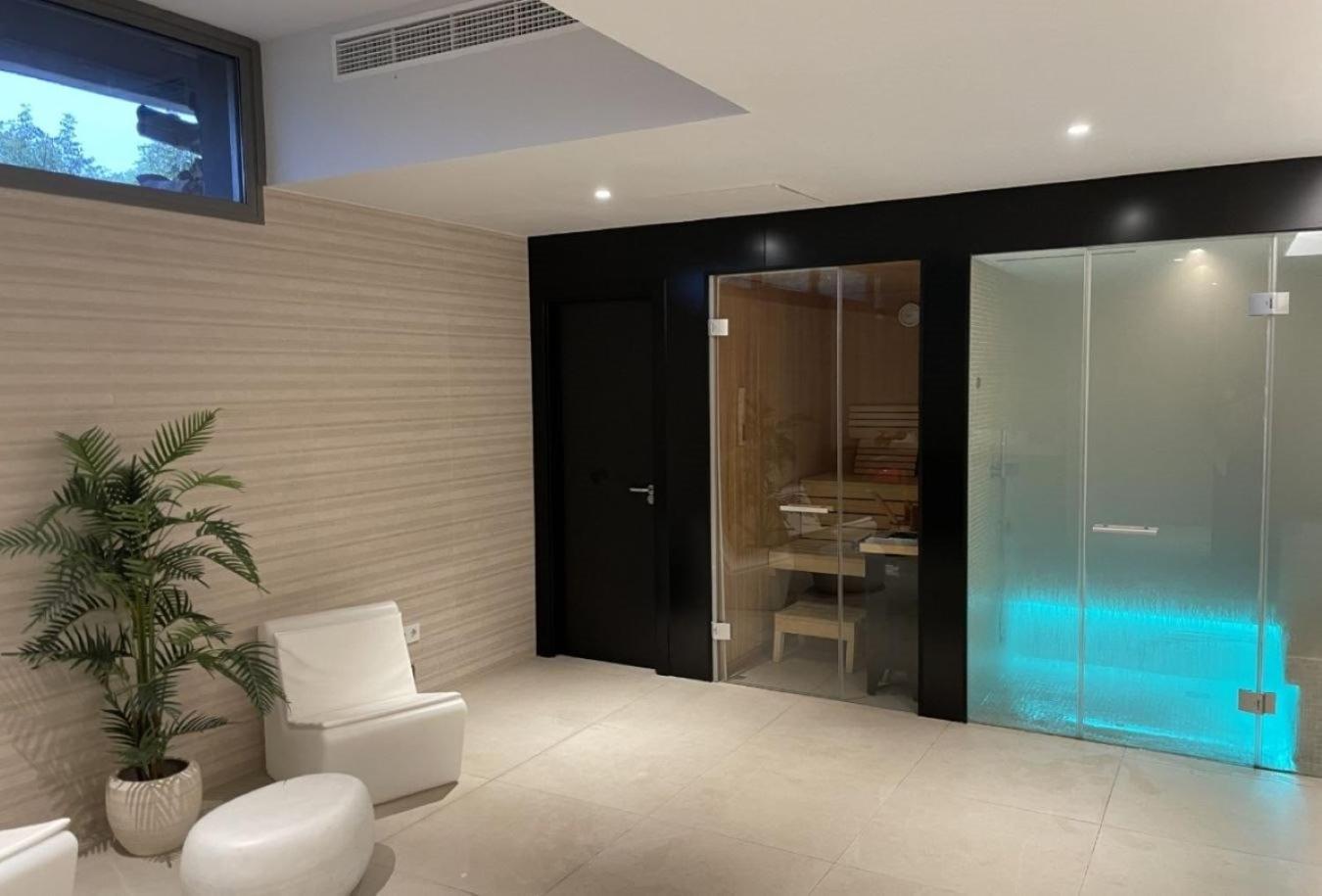 Vivi Homes - Elies House Pool, Gym, Spa & Sea View El Faro 외부 사진