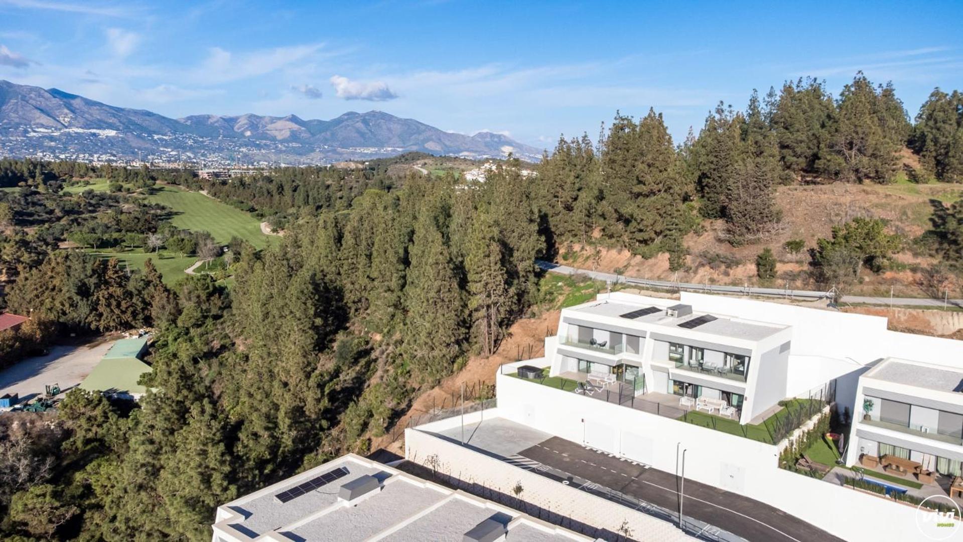 Vivi Homes - Elies House Pool, Gym, Spa & Sea View El Faro 외부 사진